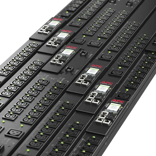 APC Rack PDU 9000 Switched APDU9959EU3 - Hochleistungs-Stromverteilungseinheit - Zuverlässige Rack PDU mit 24 Ausgängen und Ethernet-Management, ideal für den professionellen Einsatz in Serverräumen und Rechenzentren.