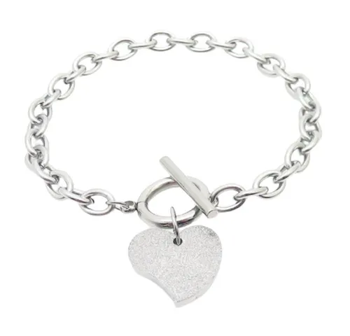 BUNGSA Armband Armband mit Knebelverschluss Herz Edelstahl Damen silber (1 Armband, 1-tlg), Bracelet Armschmuck