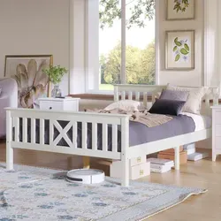 Doppelbett 140x200 cm mit Lattenrost und Kopfteil aus Kieferholz - Weiß - Stabiles Holzbett aus massivem Kieferholz mit modernem Design. Inklusive Lattenrost für optimalen Schlafkomfort. Einfache Montage und hohe Belastbarkeit bis 200 kg.