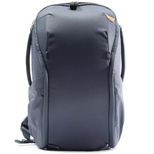 Peak Design Everyday Backpack V2 Zip - 15L Foto-Rucksack in Midnight Blau - Kameratasche mit innovativem Zugriffssystem, leicht und stylisch für Foto- und Alltagsutensilien, ideal für Fotografie-Enthusiasten.