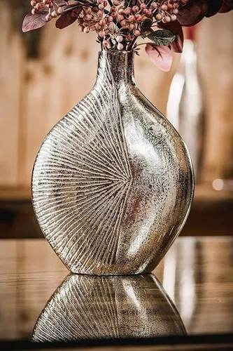 Vase Dekovase Aluminium Silber Groß - Hochwertige 31 cm große Deko-Vase aus handgearbeitetem Aluminium, ideal für Wohnzimmer, Schlafzimmer und Küche. Stabil und elegant, ein echter Blickfang in jedem Raum.