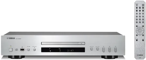 Yamaha CD-S303 CD Player - CD-Player mit hochwertigem Klang, 3,5 kg leicht und in elegantem Silber, ideal für audiophile Musikliebhaber.