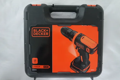 BLACK+DECKER Akku-Bohrschrauber BDCDD12K, 10,8Volt - Akkuschrauber mit 10,8 Volt, kompakt und handlich für präzises Arbeiten, inklusive Koffer und Zusatzgriff für optimale Handhabung.
