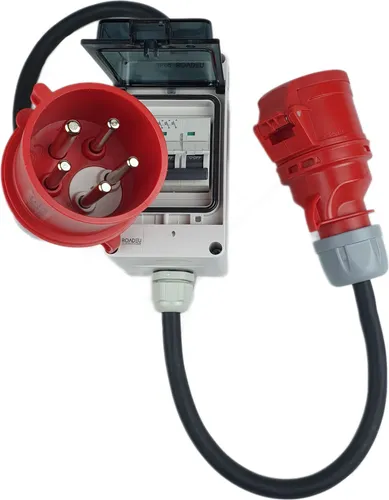 RoadEu CEE Adapter 32A auf 16A mit Phasenwender - Kabeladapter für Starkstrom mit Phasenumkehrer, ideal für den robusten Einsatz im Innen- und Außenbereich dank IP44 Schutzart und langlebiger Konstruktion.