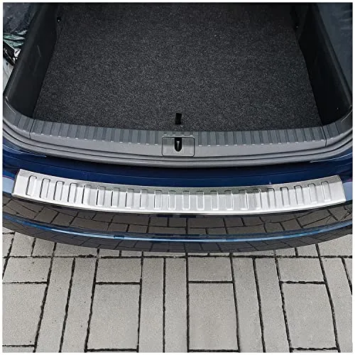 teileplus24 L695 Ladekantenschutz V2A Edelstahl für Skoda Octavia 4 Kombi - Hochwertiger Stoßstangenschutz aus 0,7 mm V2A Edelstahl, 100% passgenau mit schützender Abkantung für einfache Montage und optimalen Schutz.