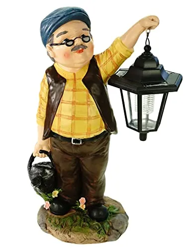 Kremers Schatzkiste Gartenfigur Opa Hans mit Solarlaterne - Gartenfigur aus wetterfestem Polyresin, 38 cm groß, mit abnehmbarer Solarlaterne für stimmungsvolle Beleuchtung und gemütliche Atmosphäre im Garten.