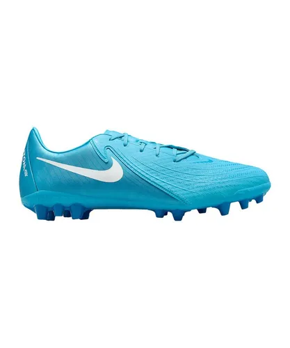 Nike Phantom GX 2 Academy AG - Blau für präzises Spiel - Erlebe präzise Ballkontrolle mit dem Nike Phantom GX 2 Academy. Ideal für alle Positionen, sorgt die spezielle Oberflächenstruktur für optimalen Grip und schnelle Richtungswechsel auf dem Platz.