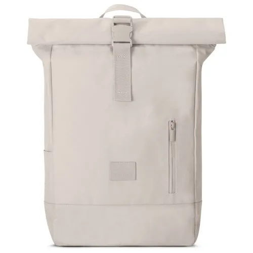 Johnny Urban Rucksack Robin Medium Beige - Rolltop mit Laptopfach - Rucksäcke für Uni und Business, nachhaltig aus recycelten PET-Flaschen, wasserabweisend und mit gepolstertem Laptopfach für Laptops bis 16 Zoll.