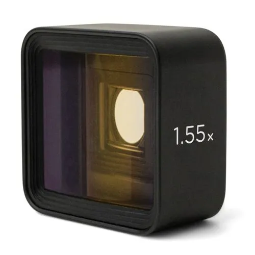 Moment 1.55x Anamorphic Lens in gold von Moment