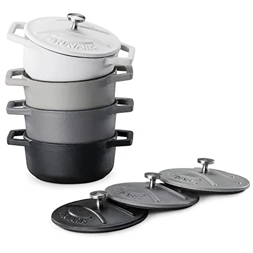 Navaris Mini Cocotte Set - 4x Gusseisen Mini Topf in Schwarz und Weiß, optimale Wärmeverteilung und ofenfest bis 260°C für perfekte Portionen