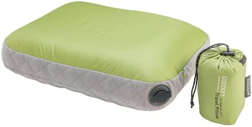 Cocoon Air-Core Pillow Ultralight Medium - Reise-Kopfkissen wasabi-grey - Kissen für Reisen, mit aufblasbarem Luftkern für individuellen Komfort und minimalem Packmaß - ideal für erholsamen Schlaf unterwegs.