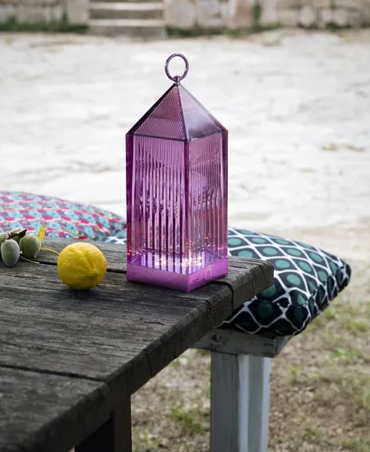 Kartell Lantern Tischleuchte Glyzinie mit Dimmer in lila von Kartell