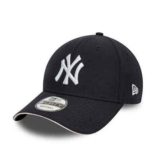 New Era 9Forty Strapback Cap MICROFIBRE - New York Yankees - Hüte & Mützen: Stylische Baseballcap für den perfekten Freizeitlook, aus hochwertigem Mikrofaser für optimalen Tragekomfort.
