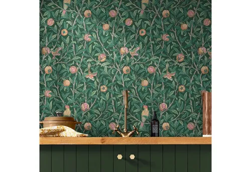 WILLIAM MORRIS AT HOME Vliestapete Bird & Pomegranate in grün von WILLIAM MORRIS AT HOME