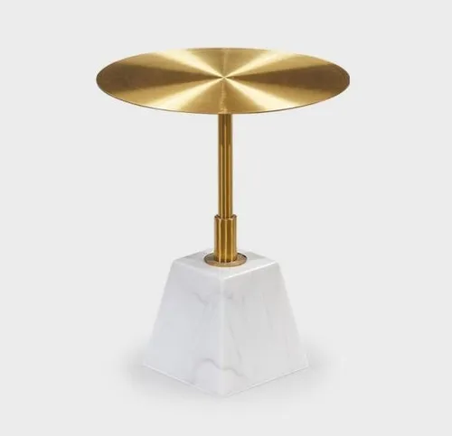 Runder Hochwertiger Metall Beistelltisch in Gold - Stilvoller Beistelltisch aus Metall, ideal für das moderne Wohnzimmer. Mit einer kompakten Größe von 40 x 40 x 55 cm passt er perfekt in jeden Raum und überzeugt durch sein elegantes Design.