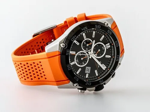 Festina Chronograph Herrenuhr F20330/4 - Sportliche Herrenuhr mit 46mm Edelstahlgehäuse, 100m wasserdicht und Chronograph-Funktion – ideal für aktive Männer.