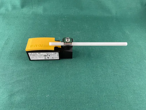 Eaton/Moeller Positionsschalter LS-11S/RR - Druckschalter mit Stangenhebel, IP66/IP67, ideal für sichere Anwendungen bei Temperaturen von -25 bis 70 °C, Sicherheitsfunktion durch Zwangsöffnung nach IEC/EN 60947-5-1.