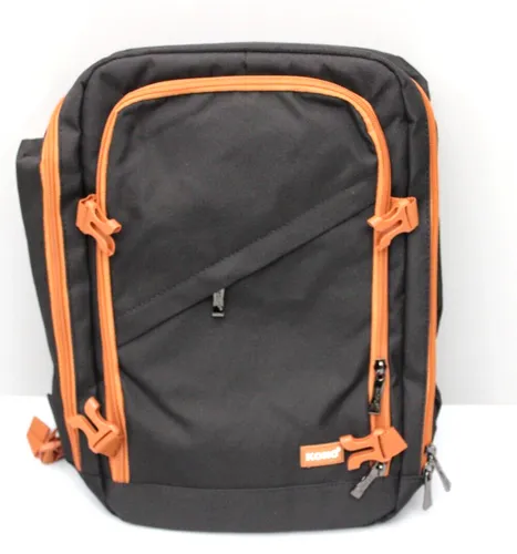 KONO Handgepäck-Rucksack - Leichtgewicht mit vielen Fächern - Rucksack in Schwarz/Braun mit 20 l Volumen, ideal für Reisen und als Handgepäck, bietet viel Stauraum und Ordnung.