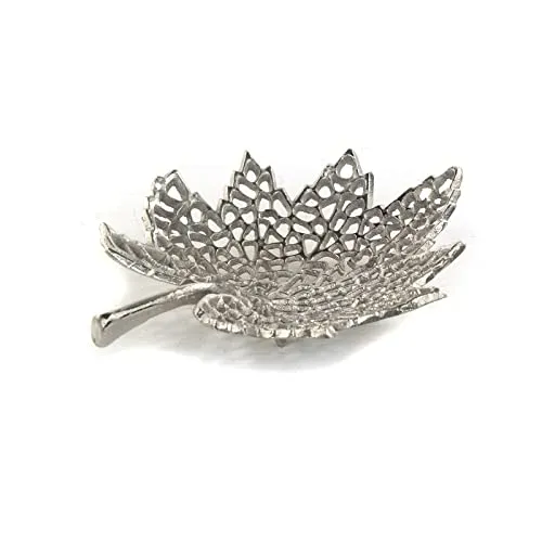 Deko Schale Leaf | Metall, Silber, 2 Größen - Elegante Blattschale aus Metall, ideal als Servierschale oder Tischdekoration. Verleiht jedem Raum eine moderne Atmosphäre und ist in zwei Größen erhältlich.