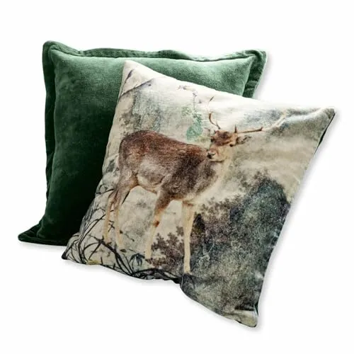 Loberon Kissenhülle 2er Set Anie, Hirschdruck/unifarben, weicher Samt, Chalet-Chic, weihnachtliche Textilien, Weihnachtsstimmung, Weihnachtsdeko, Weihnachten, Baumwollsamt, grün