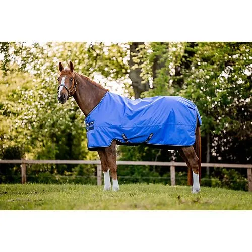 Horseware Ireland Outdoordecke 50g Amigo Hero Ripstop Regendecke Blue/Navy&Grey 130 (6'0) - Regendecken für Pferde, atmungsaktiv und wasserdicht mit 50g Füllung für optimalen Komfort in Übergangszeiten. Robustes 600D Ripstop-Material sorgt für lange Haltbarkeit.