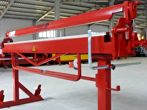 Abkantbank 2m mobil RED LIGHT mit Rollenschere - Blechbiegemaschine mit manuellem Betrieb, maximalem Biegewinkel von 160°, ideal für präzise Biegungen und vielseitig einsetzbar.