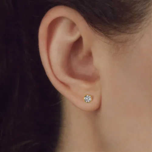 NKlaus Paar Ohrstecker Gold 333 – Elegante Ohrringe mit Zirkonia - Ohrringe für Damen, zeitloses Design aus 8 Karat Gelbgold mit funkelnden Zirkonia, perfekt für jeden Anlass und hohen Tragekomfort.