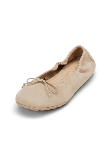 Ballerina MARC O'POLO aus softem Ziegenleder, Damen, Gr. 37, beige (sand) - Hausschuhe aus edlem Ziegenleder mit elastischer Einfassung für perfekten Sitz. Atmungsaktive Mikrofaser-Innensohle mit Memory-Foam sorgt für hohen Tragekomfort. Ideal für jeden Look und hergestellt in Europa.