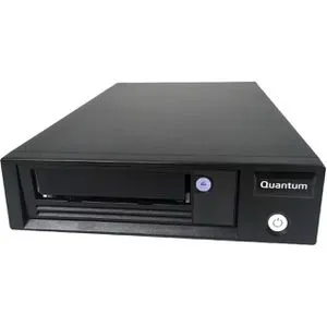 Quantum LTO9 Tape Drive HH Tabletop Kit (TC-L92BN-AR) von Quantum