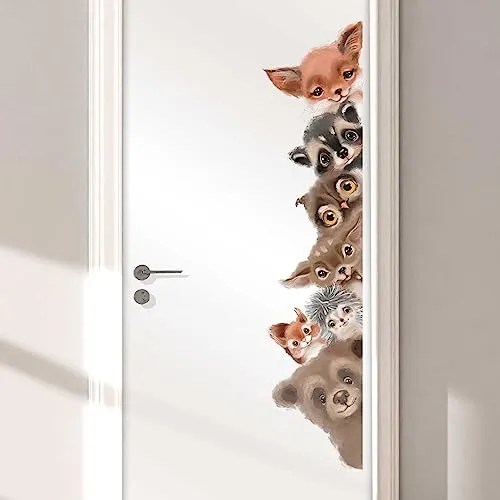 WANDKIND Türaufkleber für Kinderzimmer – Handgezeichnete Waldtiere - Gestalten Sie das Kinderzimmer mit unserem handgezeichneten Türaufkleber aus Deutschland. Leicht anzubringen, ungiftige Farben und ideal für Babyzimmer und Kindergarten.