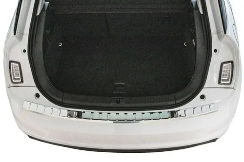 RECAMBO Ladekantenschutz für AUDI A1 (2010-2018) - Abdeckblenden für optimalen Schutz der Stoßstange, aus hochwertigem V2A Edelstahl mit 100% Passgenauigkeit und einfacher Montage dank vormontiertem Klebeband.