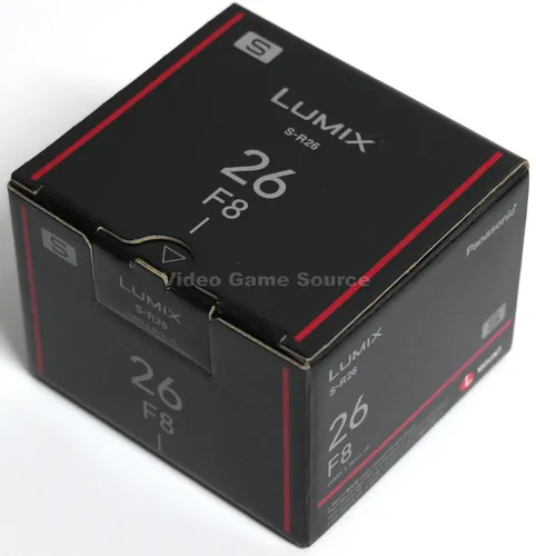 Panasonic Lumix S-R26E 26 mm F8 L-Mount-Objektiv - Objektive für Spiegelreflexkameras, ultraleichtes Design mit nur 58 g für mobile Fotografie und hohe Bildqualität mit präziser manueller Fokussierung.