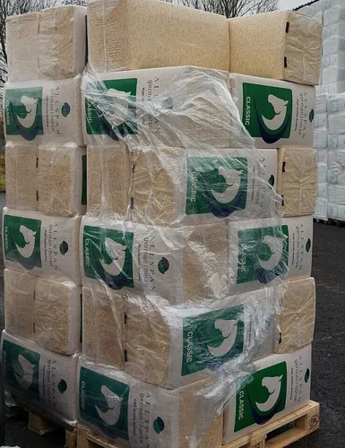Allspan German Horse Classic 24kg - Hochwertige Einstreu für Pferde - Sonstige Einstreu aus unbehandeltem Weichholz, mit hoher Feuchtigkeitsaufnahme und geruchsbindenden Eigenschaften. Ideal für Pferde, Kleintiere und Geflügel, nahezu staub- und keimfrei.