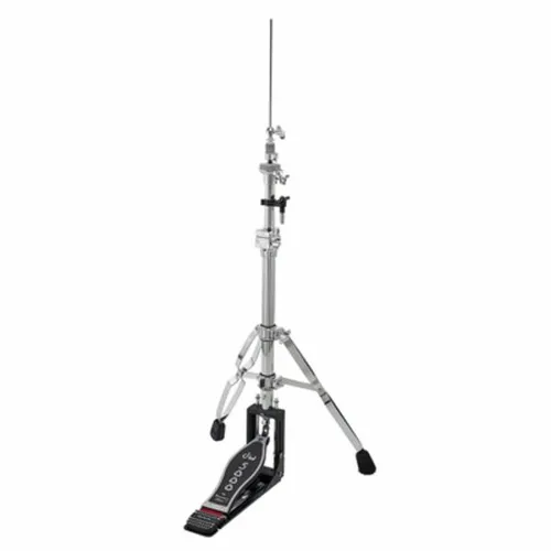 DW 5500TD Hi-Hat Maschine - Zubehör für Schlaginstrumente mit seitlich einstellbarem Beckenschrägsteller und stufenlos einstellbarer Federspannung für präzise Kontrolle und Stabilität.
