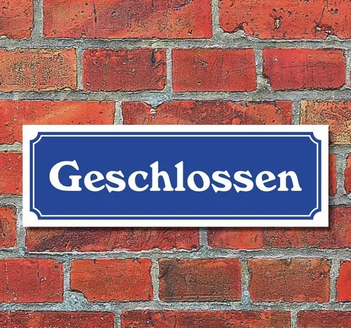 Schild im Straßenschild-Design
