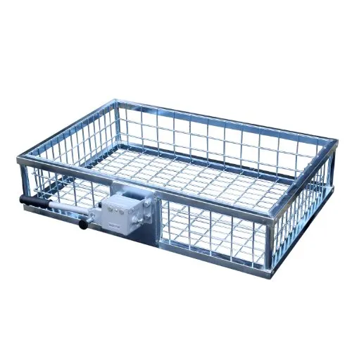 Praktischer Heckträger für Anhängerkupplung in silber von EURO HUNT