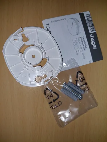 Hager Optischer Melder TG600AL - Verkabelter Rauchmelder, zuverlässiger Schutz vor Rauchentwicklung und Brandgefahr