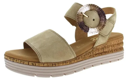 Gabor Sandaletten in Beige mit Klettverschluss - Elegante Gabor Damen Sandale mit bequemen Klettverschluss. Ideal für den Alltag, bietet sie Komfort und Stil mit einer Absatzhöhe von ca. 4,5 cm.