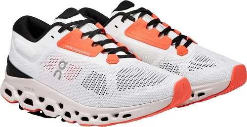 ON Damen Laufschuhe Cloudstratus 3 - Laufschuhe mit innovativer Dämpfung und Speedboard-Technologie für maximalen Komfort und Performance beim Laufen.