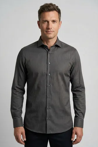 OLYMP Businesshemd Level Five body fit grau 46 - Elegantes Businesshemd in anthrazit mit Kentkragen und Langarm. Die Baumwollmischung sorgt für hohen Tragekomfort im Büro und in der Freizeit. Perfekte Passform für stilbewusste Männer.