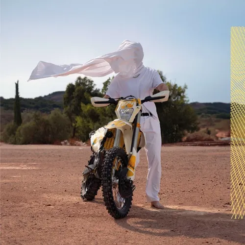 Tua - Eden Vinyl 2LP NEU 09555138 - Schallplatten, hochwertige 2LP Pressung von Tua's Album 'Eden', ideal für Hip Hop/Rap-Fans und Sammler, mit kunstvollem Picture Gatefold Cover.