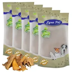 Lyra Pet® Rinderkopfhaut Abschnitte 4 - 8 cm 5 kg - Hundefutter - Leckerer, gesunder Kausnack für langanhaltenden Kaugenuss, der die Zähne reinigt und das Gebiss stärkt. 100 % naturbelassen, ohne Zusatzstoffe!