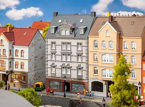 Faller 130705 Spur H0 - Stadthaus mit Reparaturwerkstatt NEU und OVP