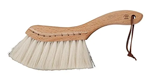 Redecker Staubbürste Ziegenhaar schmal 460124 - Reinigungsbürste aus hochwertigem Ziegenhaar, ideal für empfindliche Oberflächen wie Klaviere und Glastische. Mit geöltem Buchenholzgriff für langlebige Nutzung.