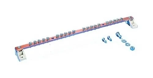 Rittal 7113.000 19 Zoll Netzwerkschrank - Robuster 19 Zoll Netzwerkschrank von Rittal, ideal für die sichere Unterbringung von Netzwerkkomponenten. Hohe Qualität und geprüfte Sicherheit für den professionellen Einsatz.