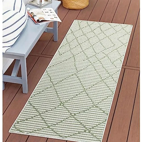 carpet city Outdoor Teppich Terrasse Wetterfest - 80x150 cm - Balkonteppich Grün - Raute-Optik - In-& Outdoor Teppiche für Veranda, Garten, Küche, Bad oder Wohnzimmer
