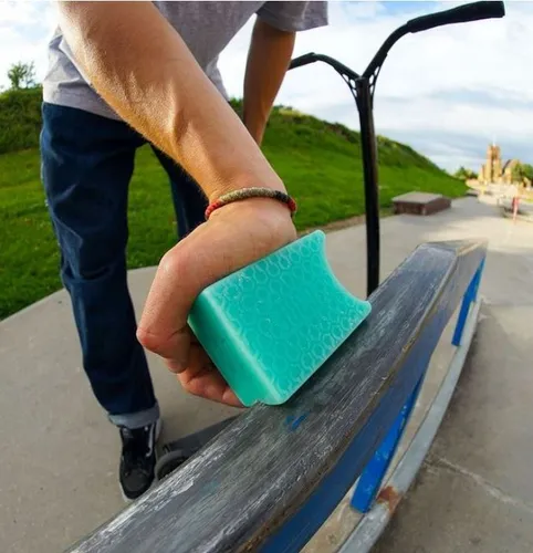 Core Epic Stunt-Scooter Skateboard Grind Wax Bubblegum von CORE