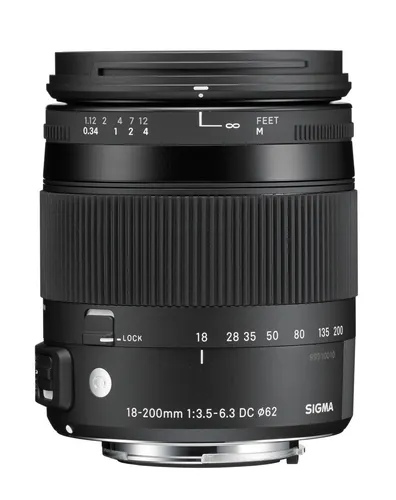Sigma 18-200 mm DC Macro HSM Objektiv für Sony A-Mount - Zoomobjektiv mit 18-200mm Brennweite, ideal für Vielseitigkeit in der Fotografie und hervorragende Makrofotografie.