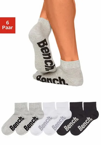 Bench. Socken von Bench.