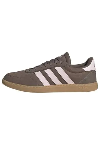 adidas BREAKNET SLEEK Damen Sneaker in earstr-clpink-gum, Größe 38 2/3 - Stylische Damen Sneaker im minimalistischen Design mit 3-Streifen; aus weichem Leder für hohen Tragekomfort; perforierter Zehenbereich sorgt für Atmungsaktivität.